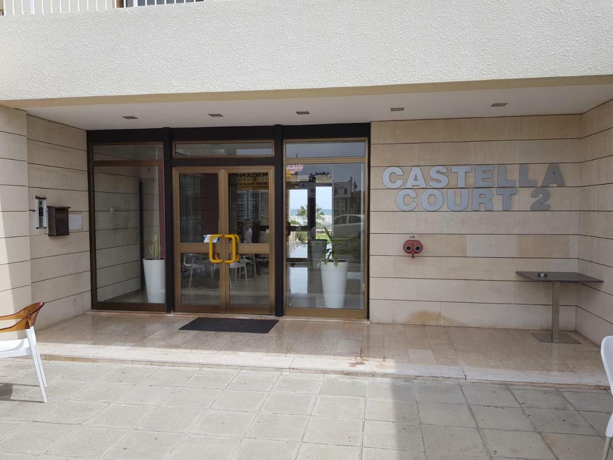 Haig'S Dream Flat On The Beach Larnaca Extérieur photo